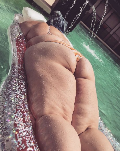 Photo nue de fuite OnlyFans de Barbie