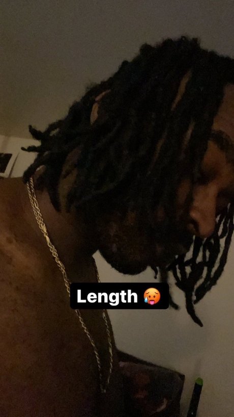Photo nue de fuite OnlyFans de King Kakarot 