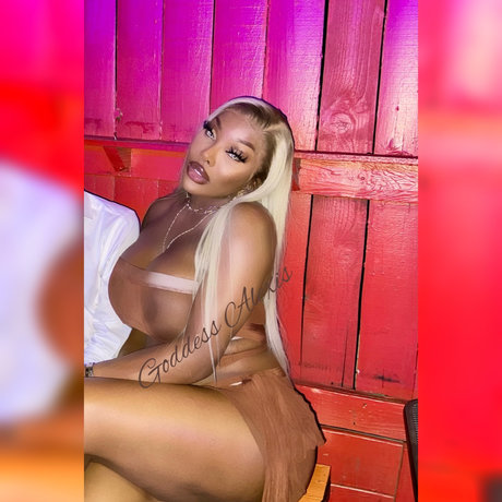 Photo nue de fuite OnlyFans de Devinealexis