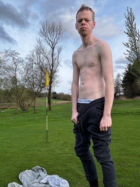 Photo nue de fuite OnlyFans de Nkdladz