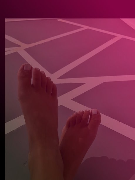 Photo nue de fuite OnlyFans de Alyssa Feet