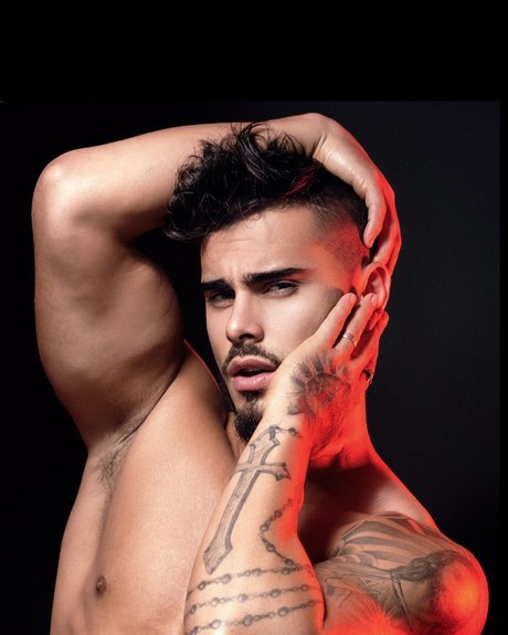 Photo nue de fuite OnlyFans de Alexis Descalzo Castro