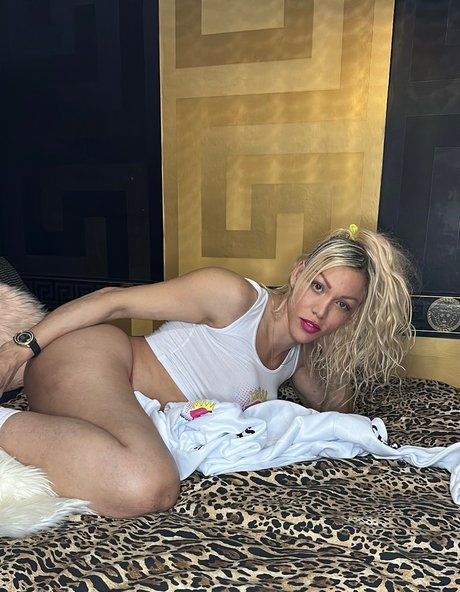 Photo nue de fuite OnlyFans de Nina La Divina