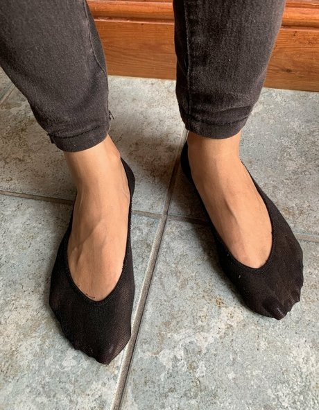 Photo nue de fuite OnlyFans de Pujaprettyfeet