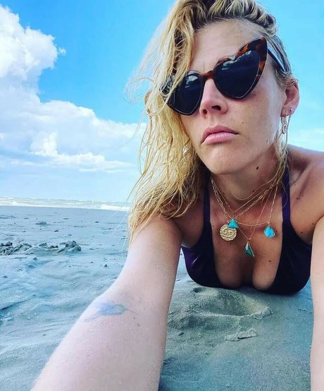 Photo nue de fuite OnlyFans de Busy Phillips
