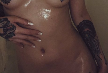 Photo nue de fuite OnlyFans de Longlegshawty