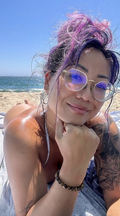 Photo nue de fuite OnlyFans de Cynthia Leu