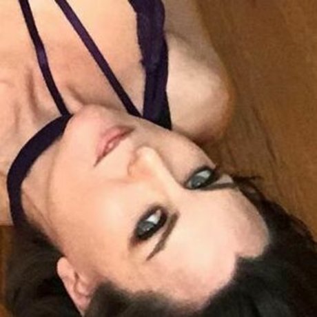 Photo nue de fuite OnlyFans de Katarina Waters