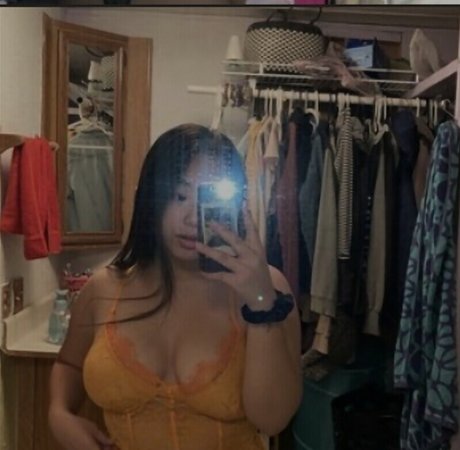 Photo nue de fuite OnlyFans de Sarahkhang
