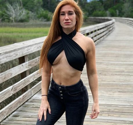 Photo nue de fuite OnlyFans de Notsolittlemermaid