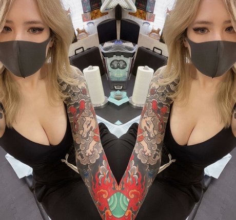 Photo nue de fuite OnlyFans de Candie Bolton