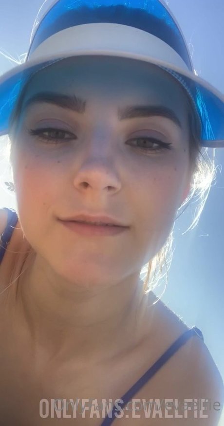 Photo nue de fuite OnlyFans de Evaelfie