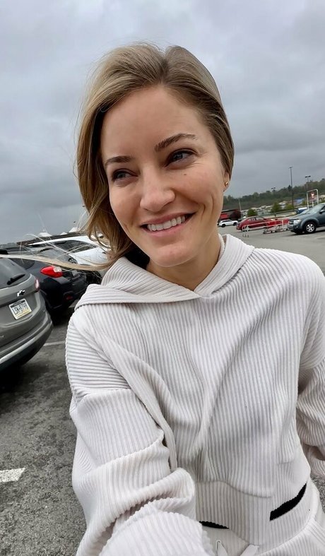 Ijustine