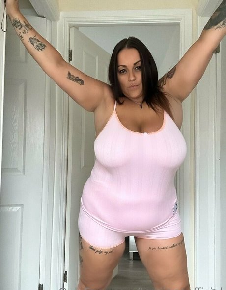 Terrijaneofficial