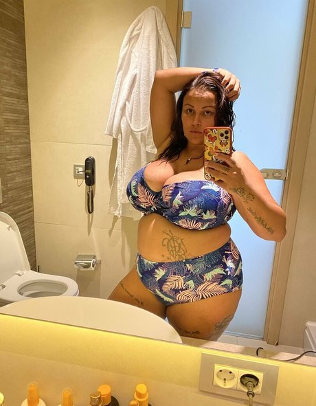 Terrijaneofficial