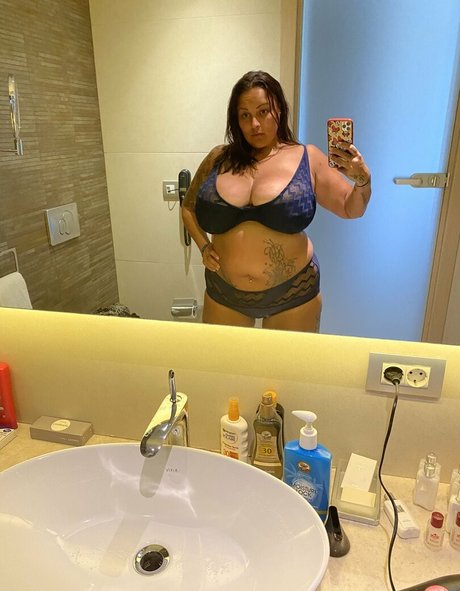 Terrijaneofficial