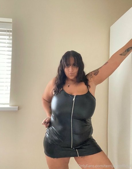 Terrijaneofficial