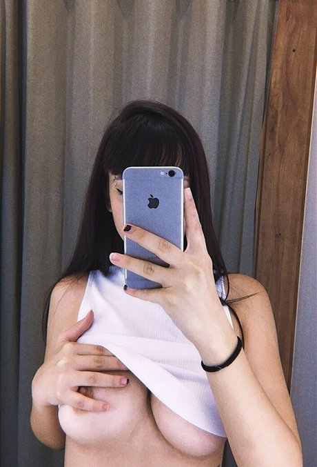 Photo nue de fuite OnlyFans de Narumixz