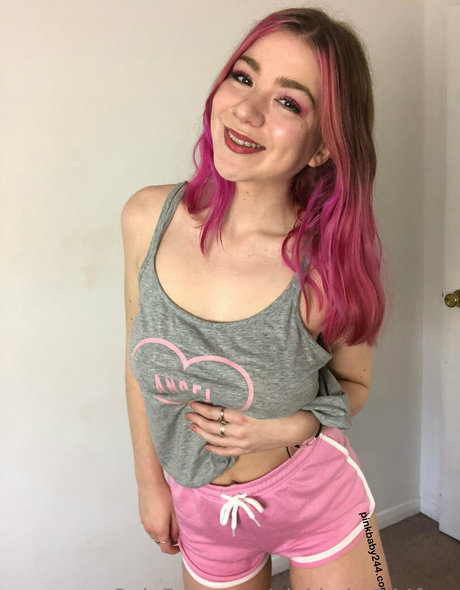 Photo nue de fuite OnlyFans de Pinkbaby244free