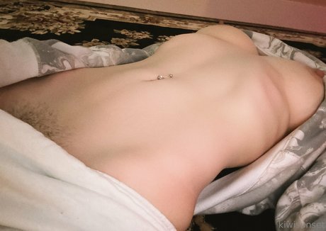 Photo nue de fuite OnlyFans de Kiwisunsetvip