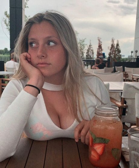 Photo nue de fuite OnlyFans de Anabel Kloe Lamarche