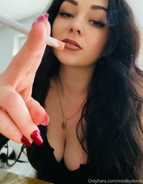 Photo nue de fuite OnlyFans de Moneydomk