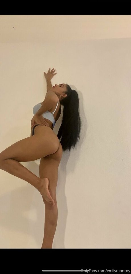 Photo nue de fuite OnlyFans de Emilymoonroe