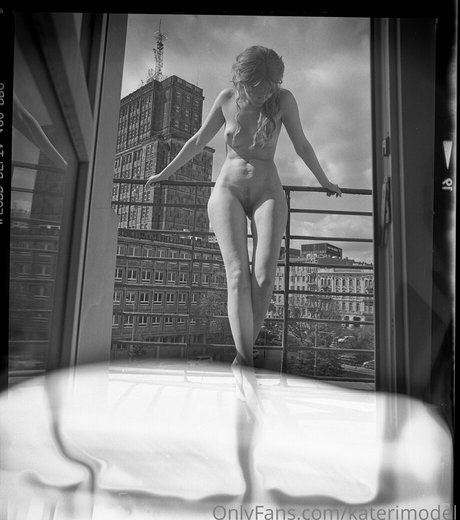 Photo nue de fuite OnlyFans de Kate Ri