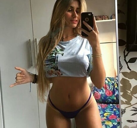 Photo nue de fuite OnlyFans de Debora Borgie