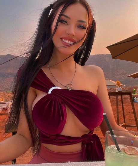Photo nue de fuite OnlyFans de Claudia Alende