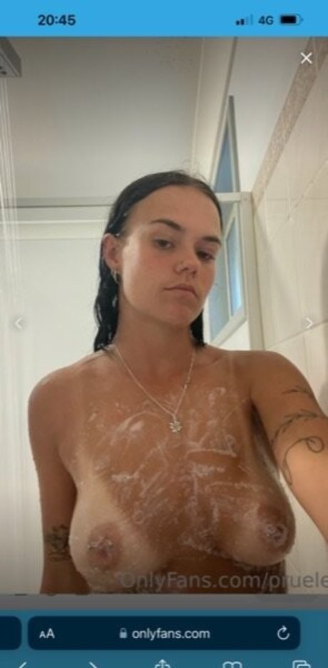 Photo nue de fuite OnlyFans de Pruelearyy