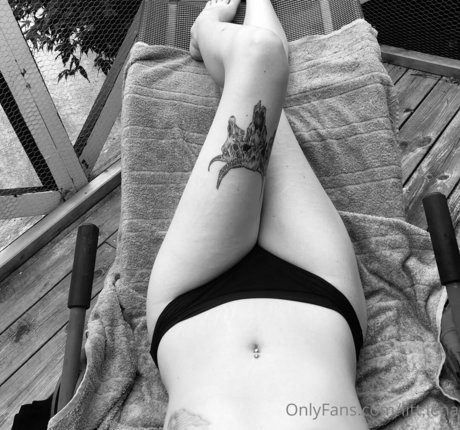 Photo nue de fuite OnlyFans de Solenaa