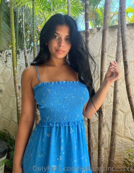 Photo nue de fuite OnlyFans de Indianprincessxx