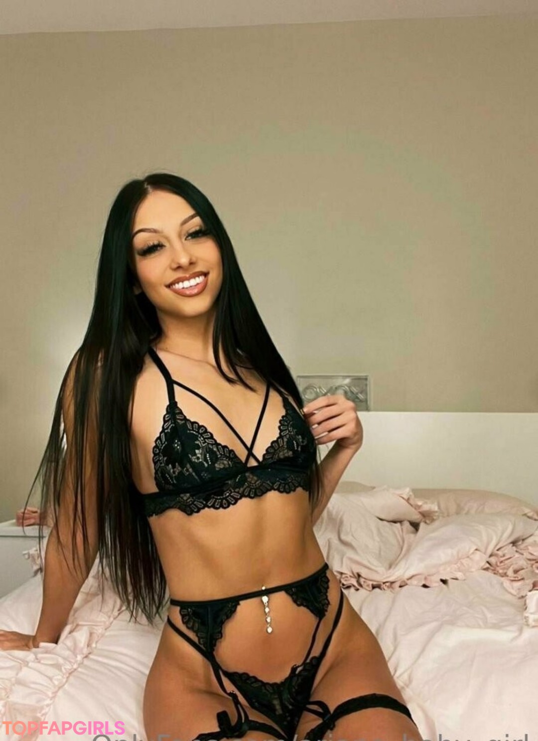 Photo nue de fuite OnlyFans de Arianababygirl #41 Photo nue de fuite OnlyFans de Arianababygirl #41