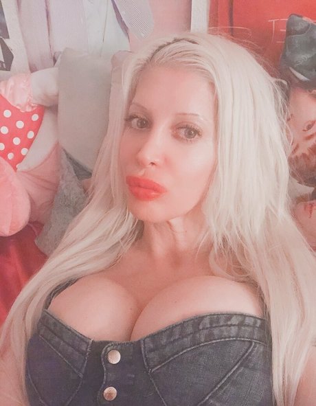 Photo nue de fuite OnlyFans de Frenchymorgans