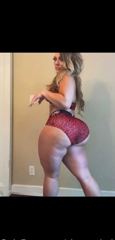 Photo nue de fuite OnlyFans de Sharreebabyy