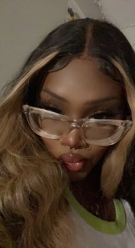Photo nue de fuite OnlyFans de Bambi