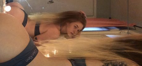Photo nue de fuite OnlyFans de Queenb