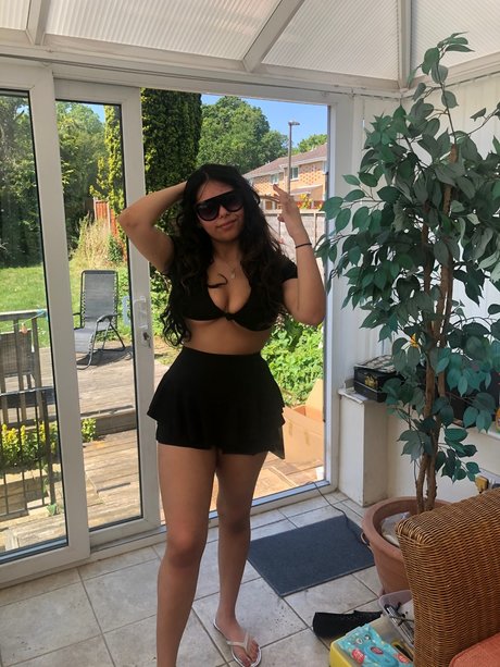 Photo nue de fuite OnlyFans de Amara Taz
