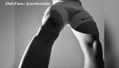 Photo nue de fuite OnlyFans de Norbert Alin