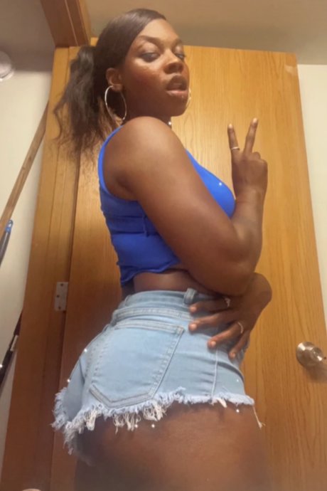 Photo nue de fuite OnlyFans de Boobookitty