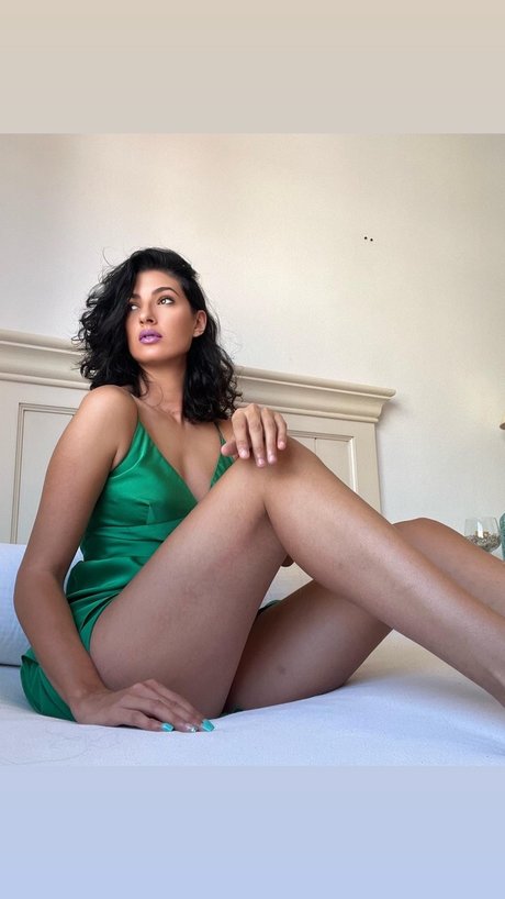 Photo nue de fuite OnlyFans de Irene Olivares Mora  195cmtallwoman