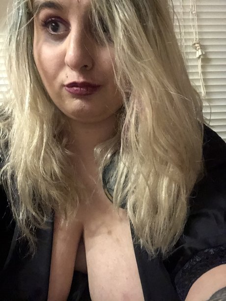 Photo nue de fuite OnlyFans de Ally Rose