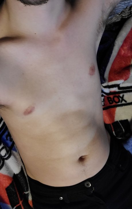 Photo nue de fuite OnlyFans de Alex Roding
