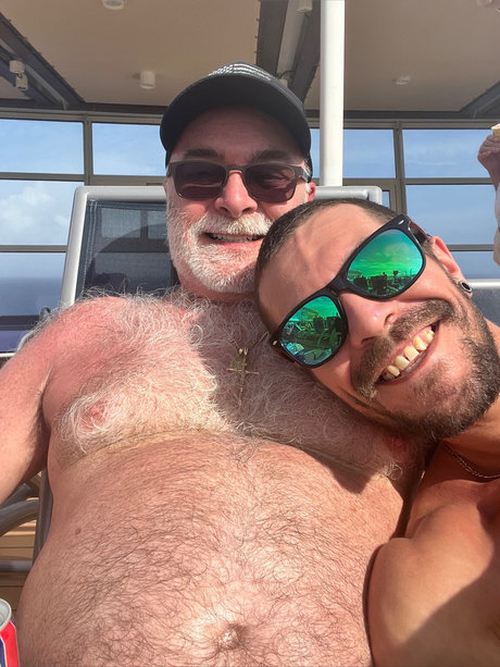 Photo nue de fuite OnlyFans de Daddy Son Only
