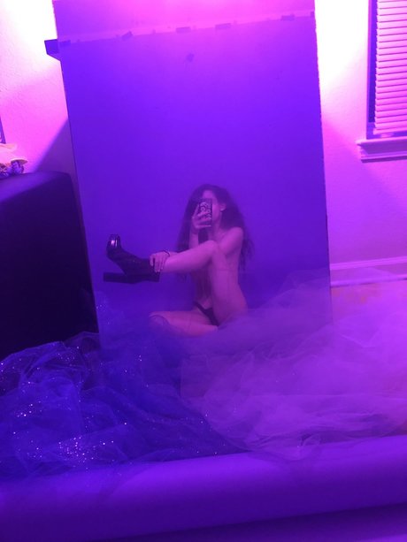 Photo nue de fuite OnlyFans de Filmshorty