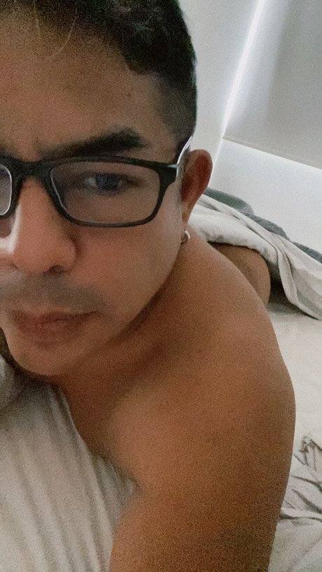 Photo nue de fuite OnlyFans de Adriano0001