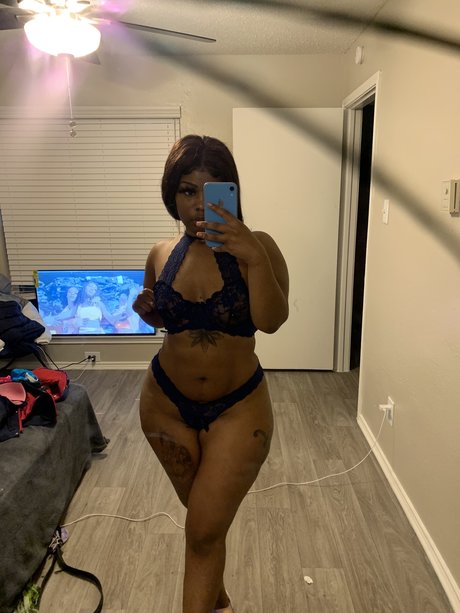 Photo nue de fuite OnlyFans de Nunuskii