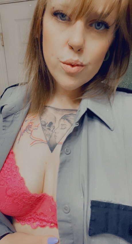 Photo nue de fuite OnlyFans de Beautifuldisaster