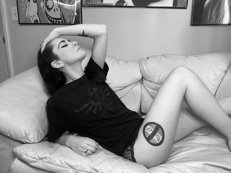 Photo nue de fuite OnlyFans de Almost Megan